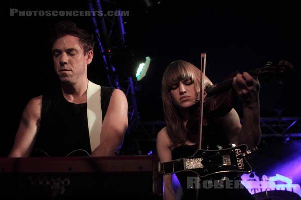 THE AIRBORNE TOXIC EVENT - 2011-02-04 - PARIS - L'International - 